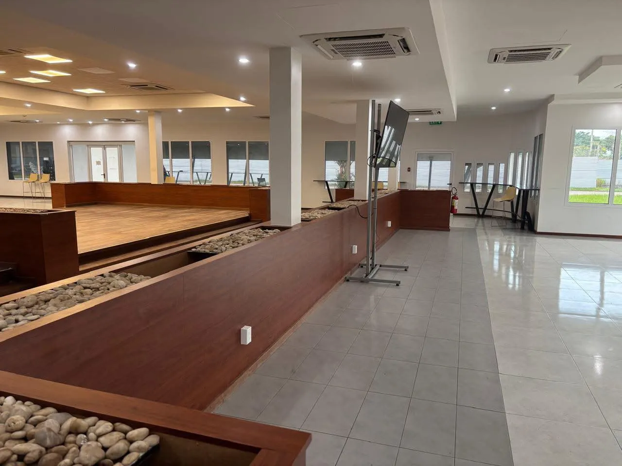 Mensa - Image 01 (March 4, 2026)