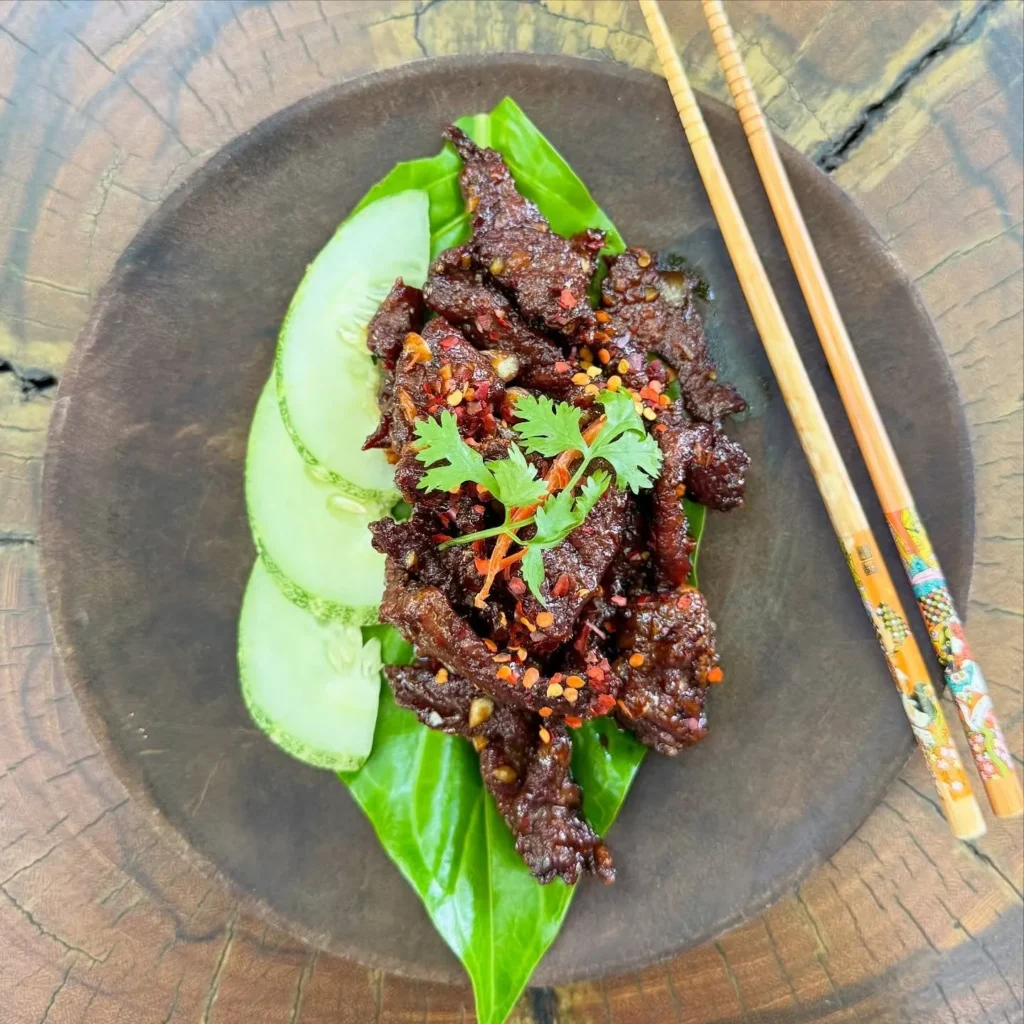 GoE Thai Noodle Bar Angry Beef Tossed In Garlic