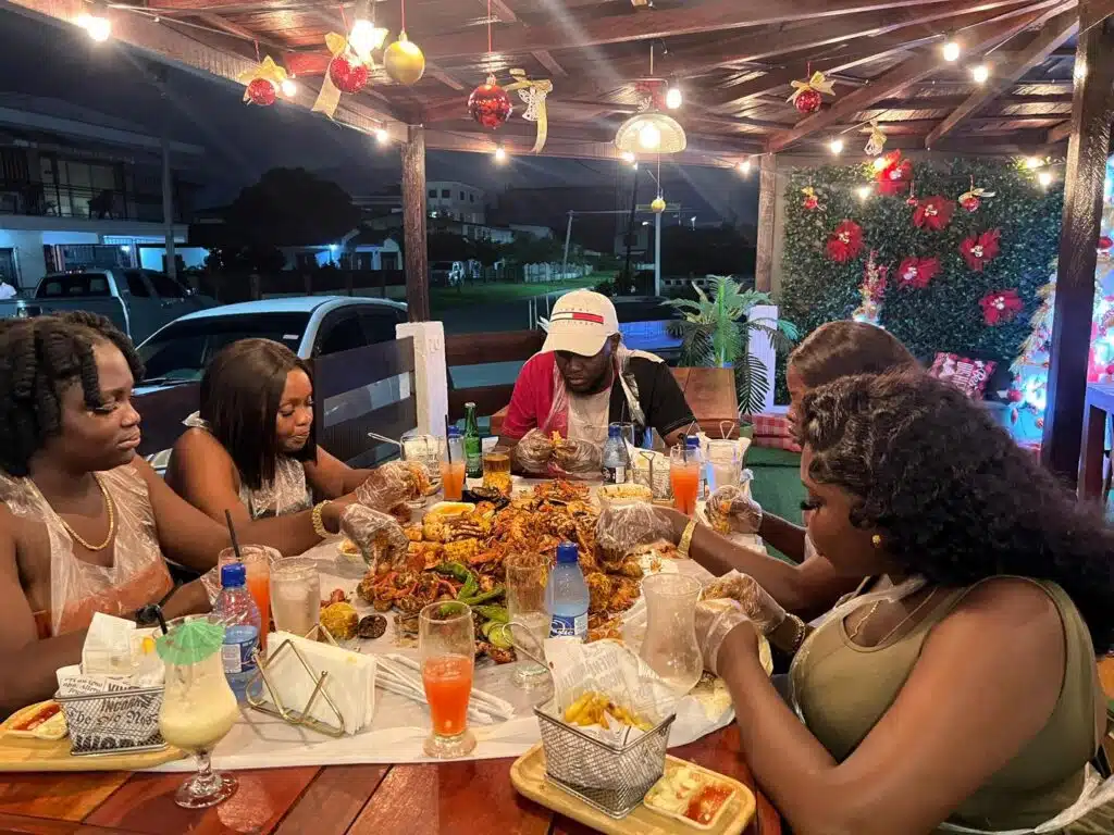 Sancesy seafood & grill v1