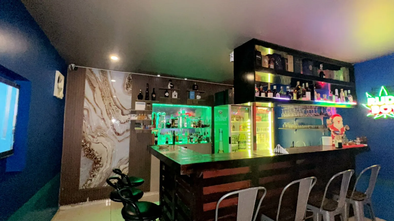 AMG Bar v1