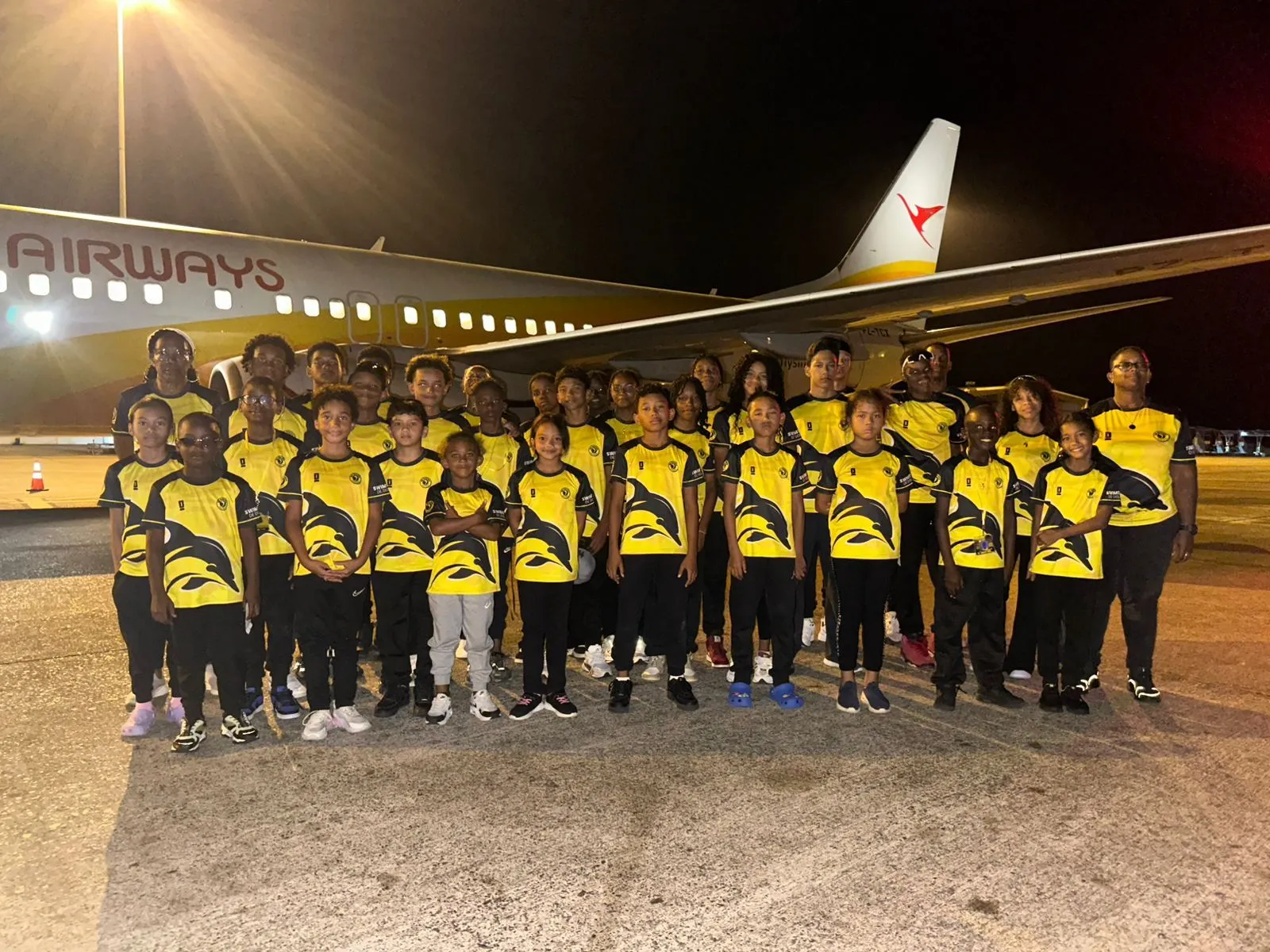 De Dolfijn schittert op Aruba - 79 medailles en een High Point-overwinning